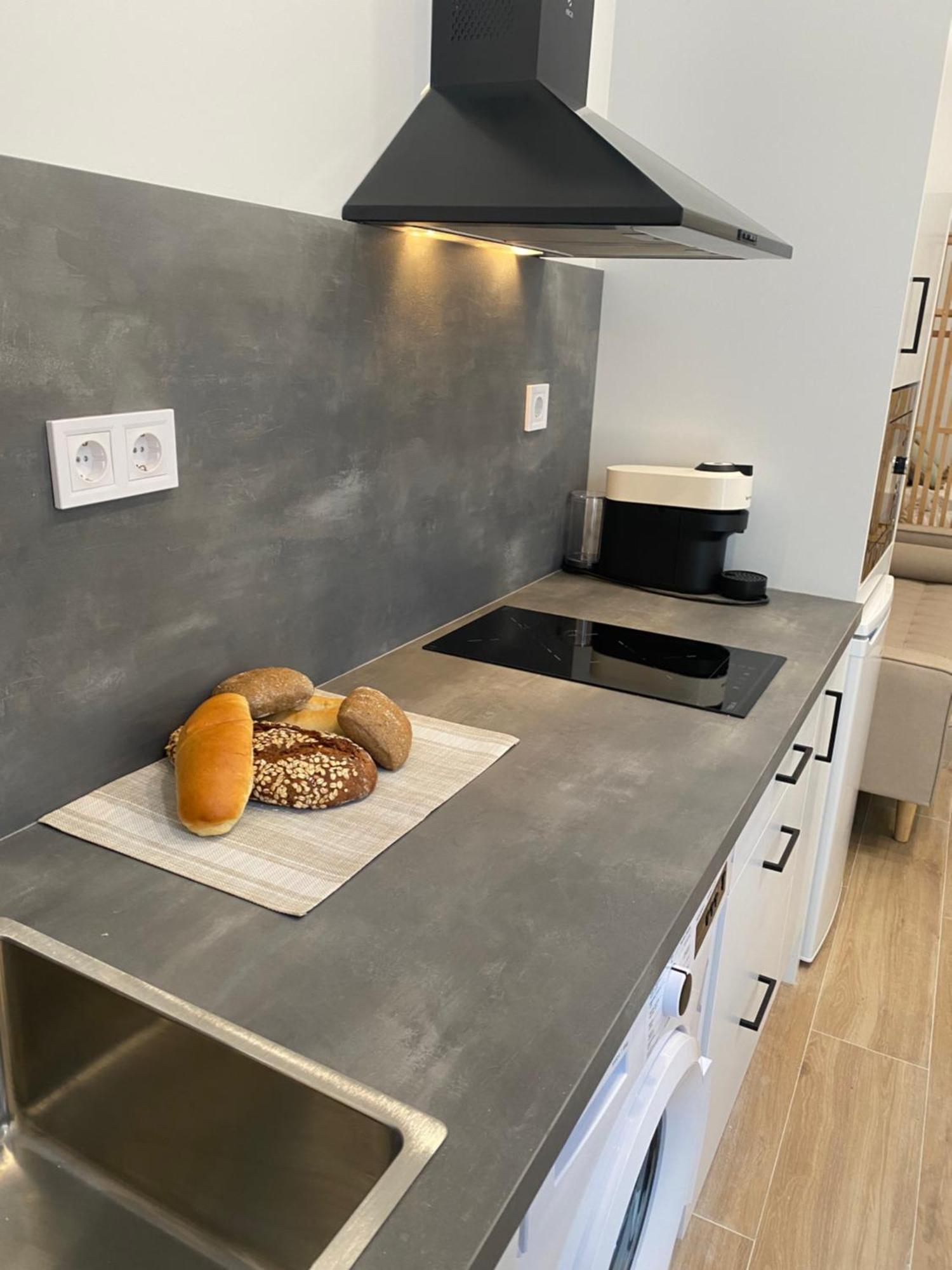 Travel Habitat Cabanyal Lofts Apartment Валенсия Екстериор снимка